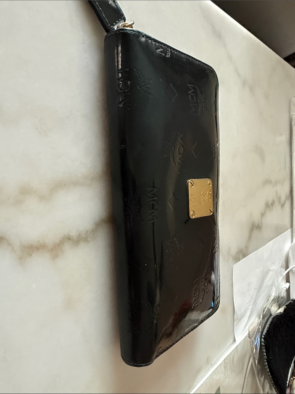 MCM Black Patent Leather Zip Wallet with Gold Plaque - Picture 4 of 15